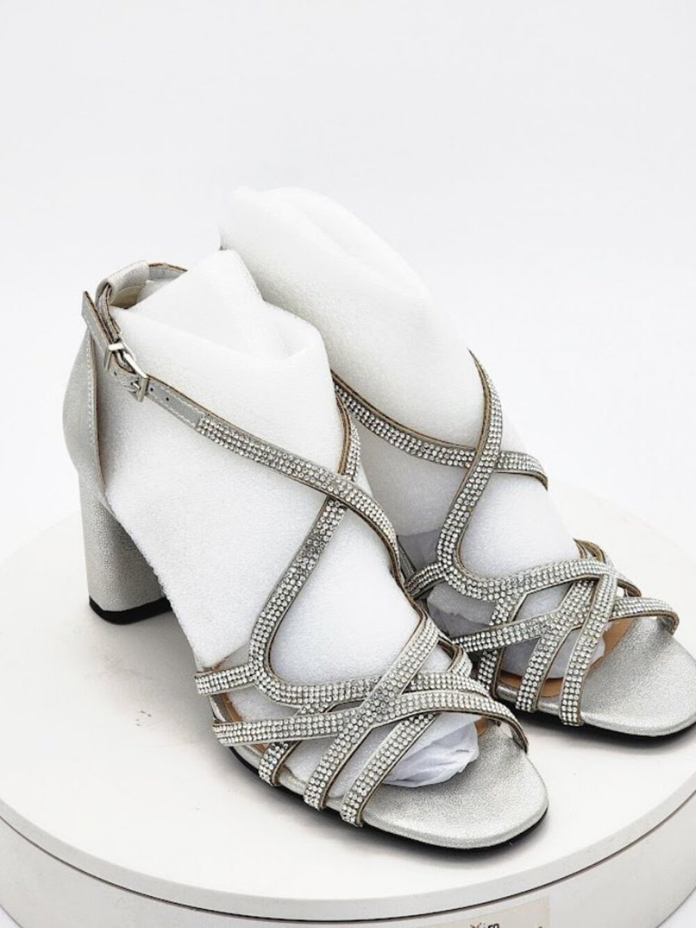 Bella Vita Aliette Silver Metallic Rhinestone Dress Sandals Women’s Size 9
